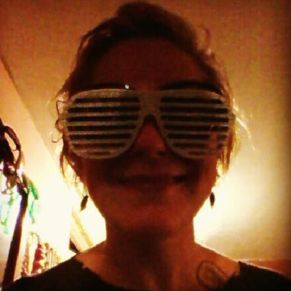 Meet your Posher, Andrea mary